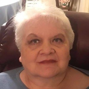 Meet your Posher, Joelle